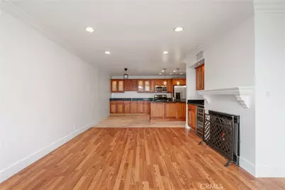 911 N Kings Road #319, West Hollywood, CA 90069 - Photo 12