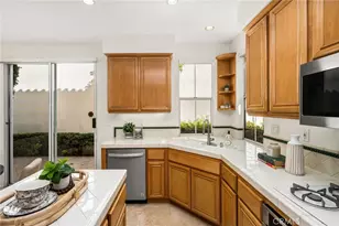37 Del Cambrea, Irvine, CA 92606 - Photo 20