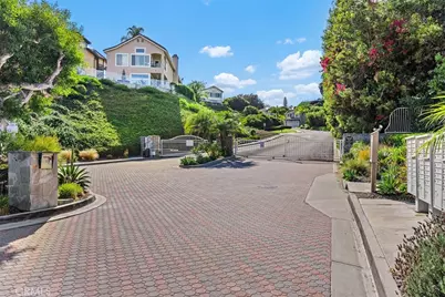33722 Bridgehampton Drive, Dana Point, CA 92629 - Photo 32