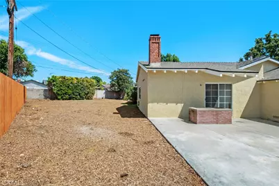 805 S Oakhaven, Anaheim, CA 92804 - Photo 32
