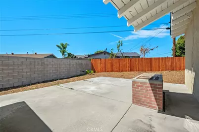 805 S Oakhaven, Anaheim, CA 92804 - Photo 30