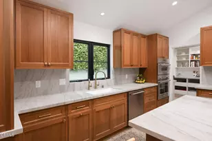 4735 Indianola Way, La Canada Flintridge, CA 91011 - Photo 32