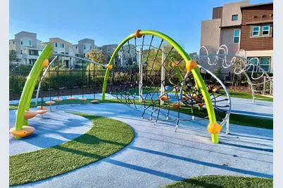 2137 Stellar Way #4, Chula Vista, CA 91915 - Photo 34