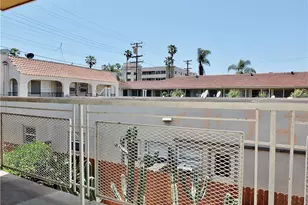 1724 E 1st St, Long Beach, CA 90802 - Photo 14