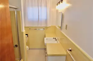 1724 E 1st St, Long Beach, CA 90802 - Photo 28