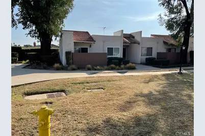 17572 Vandenberg Lane #01, Tustin, CA 92780 - Photo 14