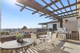 2298 Rose Ave, Signal Hill, CA 90755 - Photo 36