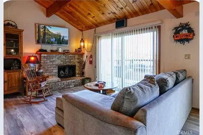 43365 Primrose, Big Bear Lake, CA 92315 - Photo 14