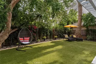 22432 Burbank, Woodland Hills, CA 91367 - Photo 40