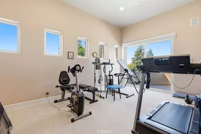 25411 Colette Way, Calabasas, CA 91302 - Photo 32