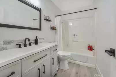 23662 Fair Weather, Canyon Lake, CA 92587 - Photo 18