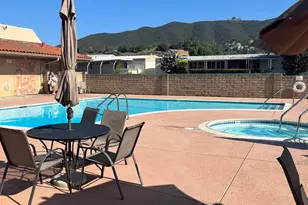 109 St James Ct, Newbury Park, CA 91320 - Photo 26