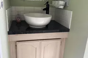 109 St James Ct, Newbury Park, CA 91320 - Photo 20