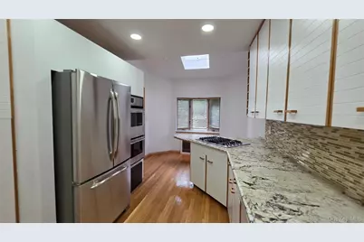 21829 85th Avenue, Hollis, NY 11427 - Photo 6