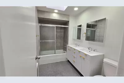 21829 85th Avenue, Hollis, NY 11427 - Photo 26