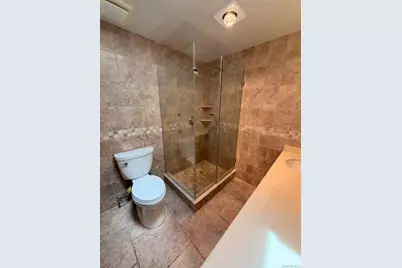 31 Stoothoff Drive, New Hyde Park, NY 11040 - Photo 10