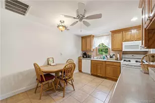 15 Russel Ave, Bethpage, NY 11714 - Photo 10