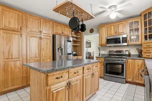 29 Hillview Dr, Poughkeepsie, NY 12603 - Photo 12
