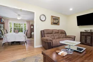 29 Hillview Dr, Poughkeepsie, NY 12603 - Photo 6