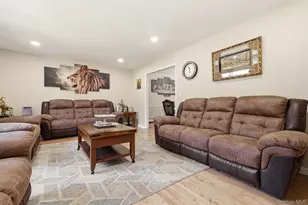 29 Hillview Dr, Poughkeepsie, NY 12603 - Photo 4