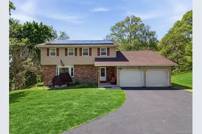 29 Hillview Drive, Poughkeepsie, NY 12603 - Photo 1