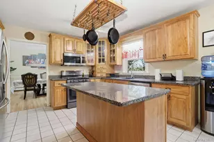 29 Hillview Dr, Poughkeepsie, NY 12603 - Photo 10