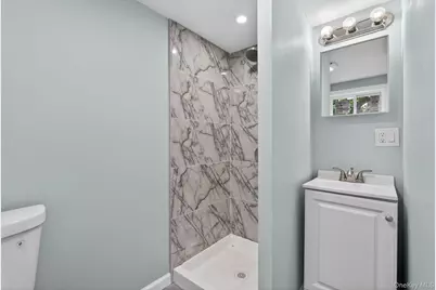 152 N Clinton Street, Poughkeepsie, NY 12601 - Photo 20