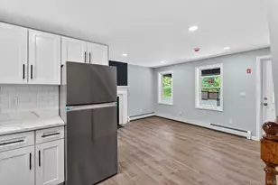 152 N Clinton St, Poughkeepsie, NY 12601 - Photo 12