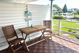 35 Library Ave, Westhampton Beach, NY 11978 - Photo 4