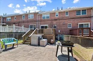 239-55 65th Ave, Little Neck, NY 11362 - Photo 20