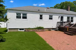 6 Sinclair Dr, Greenlawn, NY 11740 - Photo 4
