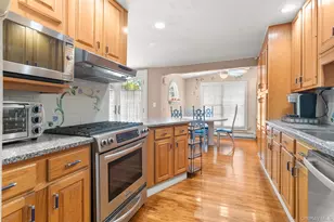 46 39th St, Islip, NY 11751 - Photo 4