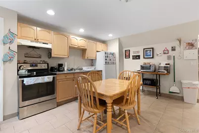 46 39th Street, Islip, NY 11751 - Photo 4