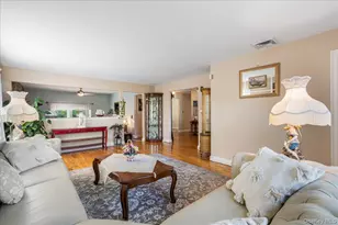 4 High Ct, Bayville, NY 11709 - Photo 8
