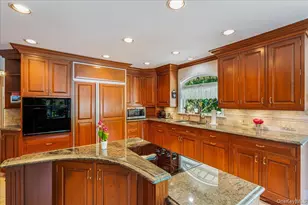 4 High Ct, Bayville, NY 11709 - Photo 14