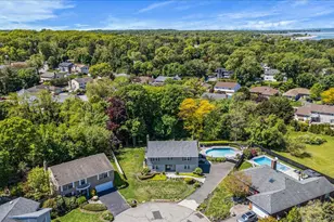 4 High Ct, Bayville, NY 11709 - Photo 2