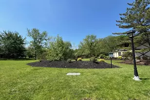 35 Scarborough Ln, Wappingers Falls, NY 12590 - Photo 12