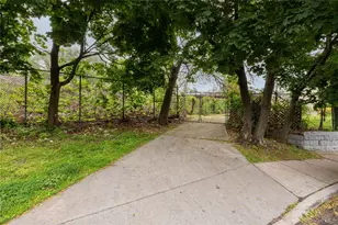 51-05 74th St, Elmhurst, NY 11373 - Photo 22