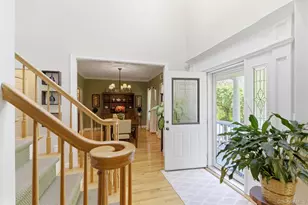 15 Framingham Ln, Shoreham, NY 11786 - Photo 2