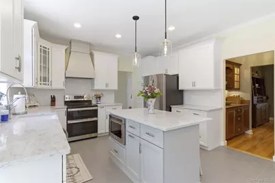 15 Framingham Lane, Shoreham, NY 11786 - Photo 14