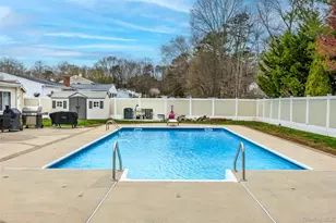 31 Halliday Rd, Coram, NY 11727 - Photo 24
