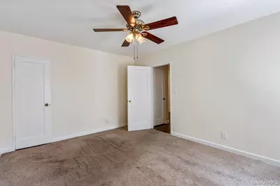 70 S Park Avenue #204, Rockville Centre, NY 11570 - Photo 16