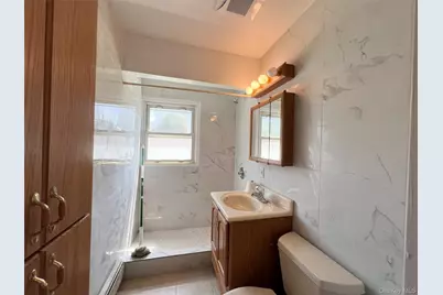 30 Castle Lane, Levittown, NY 11756 - Photo 14