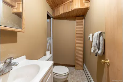 10 Mahar Drive, Poughkeepsie, NY 12601 - Photo 14