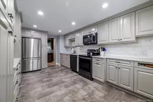 171 W 16th St, Deer Park, NY 11729 - Photo 10