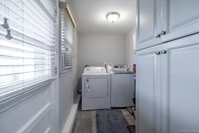 171 W 16th Street, Deer Park, NY 11729 - Photo 16