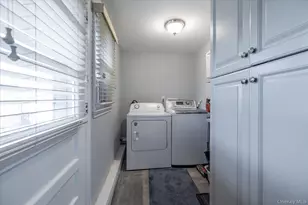 171 W 16th St, Deer Park, NY 11729 - Photo 16