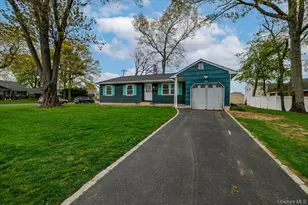 171 W 16th St, Deer Park, NY 11729 - Photo 2
