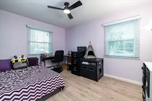 171 W 16th St, Deer Park, NY 11729 - Photo 22
