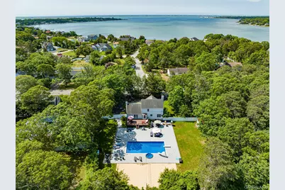 63 E Tiana Road, Hampton Bays, NY 11946 - Photo 2